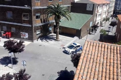 Exterior de los juzgados donde se atrincheró el hombre.