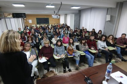 Opositores, justo antes de iniciar las pruebas en abril.