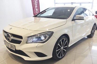 Mercedes-Benzz Clase Cla Cla