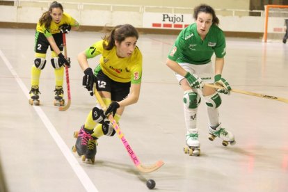 Maria Porta, en una acció del partit contra el Liceo.