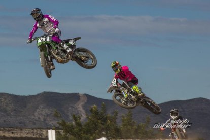 Caída de Navas en el Estatal de motocross