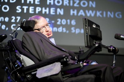 El físic britànic Stephen Hawking, en una intervenció en el festival Starmus, a les Canàries.