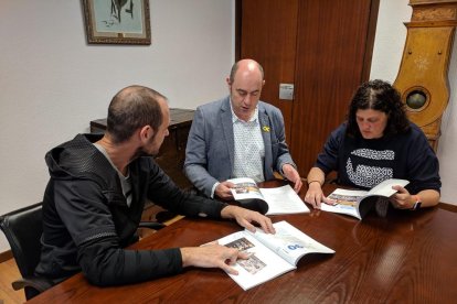 El programa del homenaje se presentó ayer en el ayuntamiento.