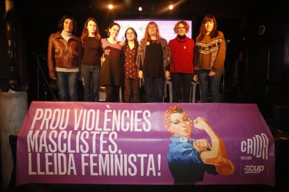 Les participants a l’acte de memòria, al Cafè del Teatre.