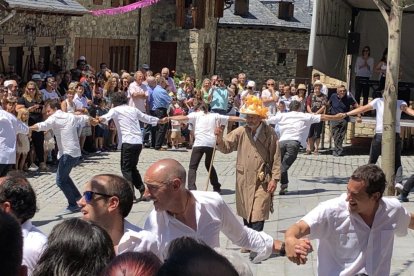 Un moment de la celebració de la festa, ahir, a Taüll.