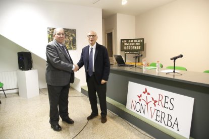 Jaume Pastor i Josep Castellà, a l’assemblea de Res Non Verba.