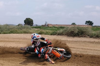 El piloto leridano Adrià Monné durante un entrenamiento.