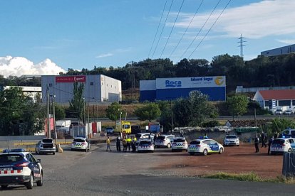 Imatge d’un aldarull en el qual Mossos i Urbana van desplegar un ampli dispositiu.