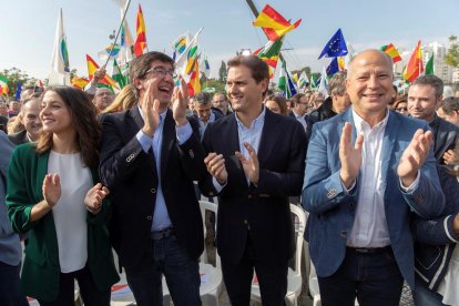 La líder de Cs en Catalunya, Inés Arrimadas, el candidato Juan Marín y el presidente de Cs, Albert Rivera.