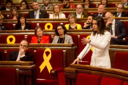 Inés Arrimadas pidió que la Mesa reconsiderara el voto delegado.