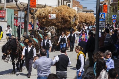 El Carro Garber de Anglesola fue uno de los principales atractivos. Tirado por 5 caballos y  cargado por gavillas de centeno, es el más grande de Catalunya. 