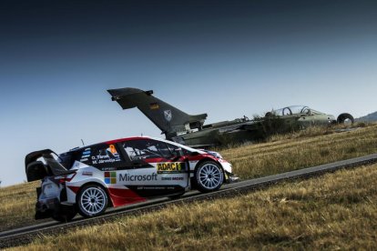 Dani Sordo opta al triunfo en Alemania