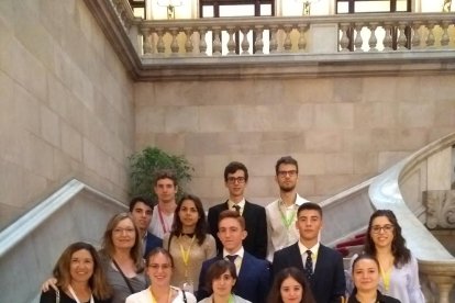 Los alumnos iniciaron ayer el curso de formación en el Parlament.