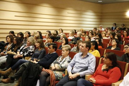 Encuentro de enfermería pediátrica para abordar la obesidad infantil