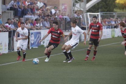 El EFAC se vio sorprendido por la pegada del Borges, que se ganó a domicilio un puesto en la final.