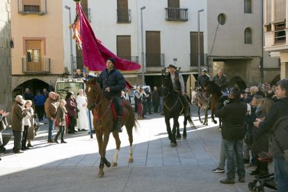 Sanaüja va viure Sant Antoni amb els típics Tres Tombs.