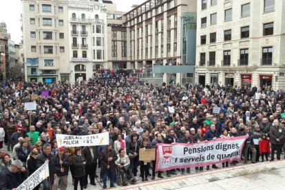 La plaça sant Soan plena