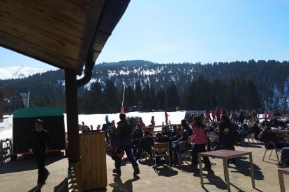 Esquiadors a les pistes de Port Ainé, al Pallars Sobirà.