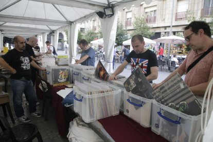 El Mercat de la Música estarà obert avui tot el dia als voltants de l’IEI.