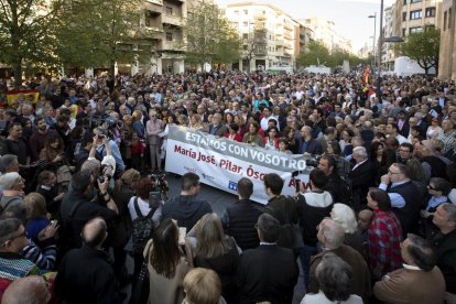 Vora 2.500 persones van donar suport ahir als agents a Pamplona.