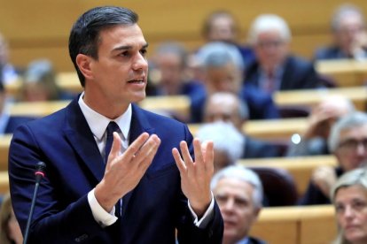 Imagen del presidente español, Pedro Sánchez, en la sesión de control al Ejecutivo en el Senado, ayer.