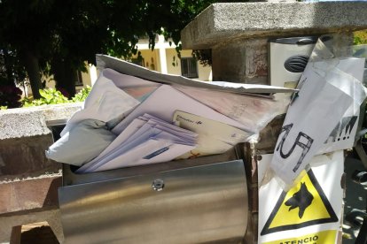 Cúmul de cartes a Torres de Sanui