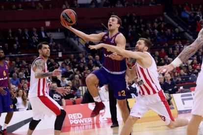 El blaugrana Pangos, en una acció del partit d’ahir.