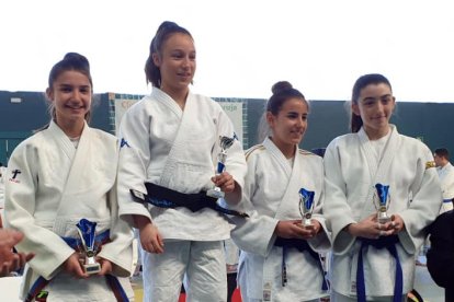 Tres medalles del Dojo Lleida al Català