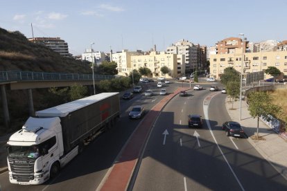 La avenida de l’Exèrcit, la más ruidosa.