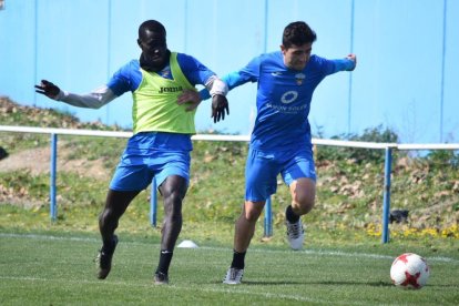 El Lleida va començar a preparar ahir el partit a Vila-real de dissabte.