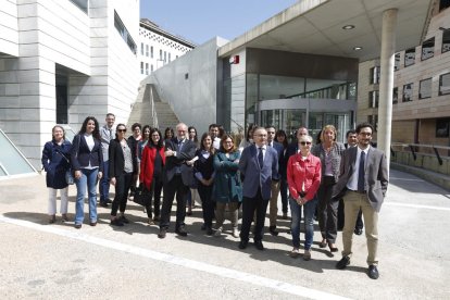 Fiscales y jueces leridanos se concentraron ayer en los juzgados del Canyeret.