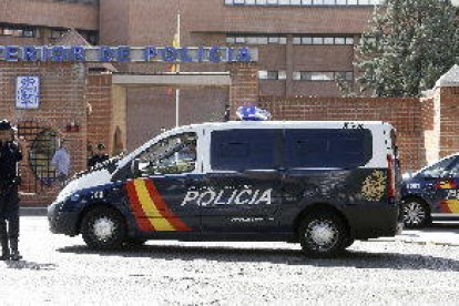 Macrooperació policial contra compra de partits de Segona B i tercera divisió