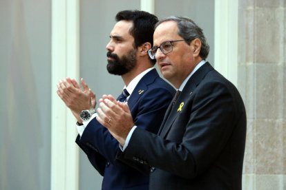 Imatge d’arxiu del president del Parlament, Roger Torrent i el de la Generalitat, Quim Torra.