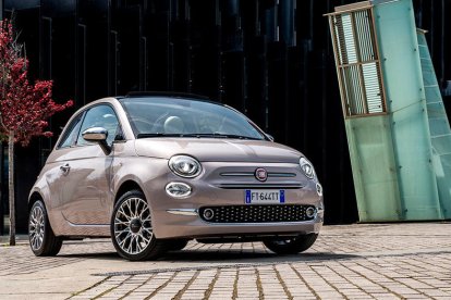 El cotxe número tres milions de la família 500 que s'ha venut a Europa ha estat un nou i exclusiu Fiat 500C Star.