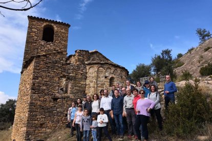 El vicepresident de la Diputació Eloi Bergós va assistir a l’estrena de la restauració de l’església.