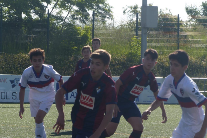 Un joven de Mollerussa prueba con el Eibar