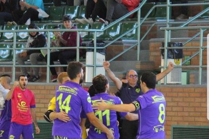 Lo Caragol se lleva el derbi leridano ante el Solsona por 3-1