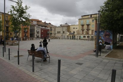 La plaça del Dipòsit és el centre neuràlgic del Barri Antic.