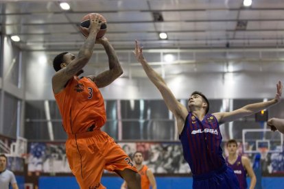 Robert Turner fue uno de los jugadores destacados en el encuentro ante el filial del FC Barcelona.