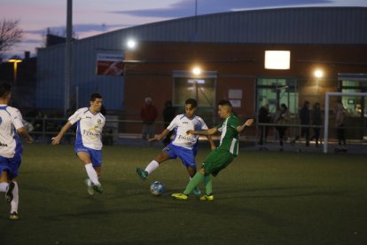 En un partido muy igualado el Magraners no pudo evitar la derrota ante el Aitona.