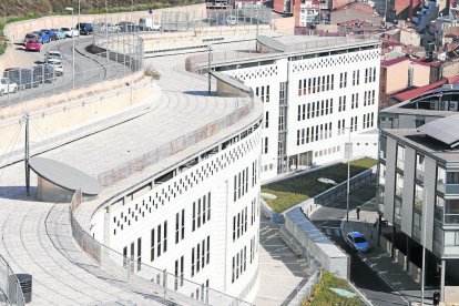 Vista de l’edifici judicial del Canyeret.