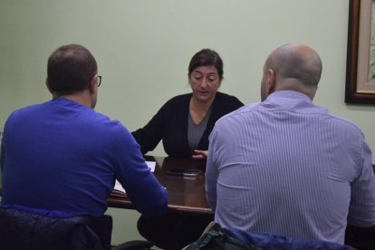 Montse Balaguer, Coordinadora de Áreas del Lleida, ayer en la reunión con los Mossos.