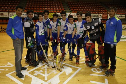 Els components de l’equip infantil del Llista es van fer ahir la foto oficial de cara a la competició del KO.