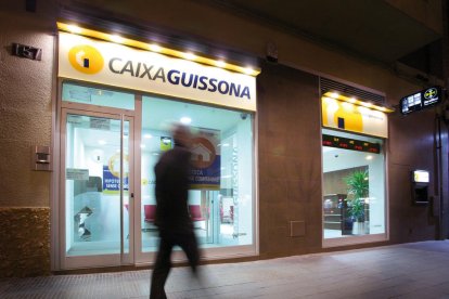 Imagen de archivo de una sucursal de Caixa Guissona.