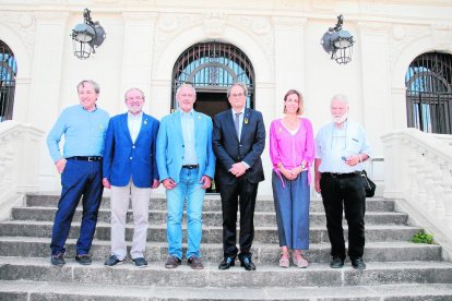 Quim Torra, amb Joan Reñé i altres autoritats a Prada de Conflent.