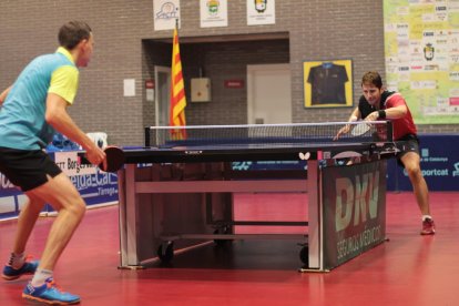 Oriol Monzó va superar Mykyta Ruban al partit inicial.