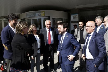 Imagen de Pere Aragonès durante su visita al hospital Joan XIII de Tarragona, ayer.