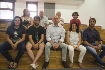 El alcalde, Jordi Ignasi Vidal, presentó ayer el nuevo cartapacio del ayuntamiento de Balaguer. 