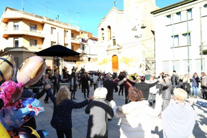 Ball de sardanes a la festa major de Soses.