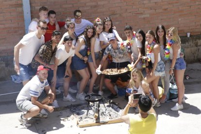 Una de les colles que ahir va participar en el concurs al Parc del Terrall de les Borges.